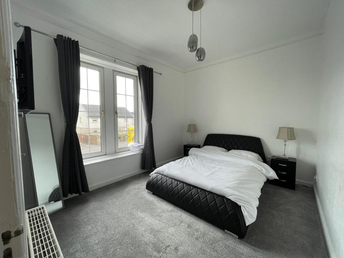 Ferienwohnung Premier 2 Bed Flat C Broxburn Exterior foto